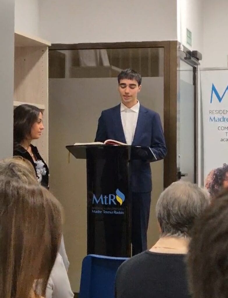 Fiesta de Navidad en la Residencia Universitaria Madre Teresa Rodón