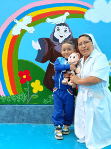 Sueña paz y siembra el bien